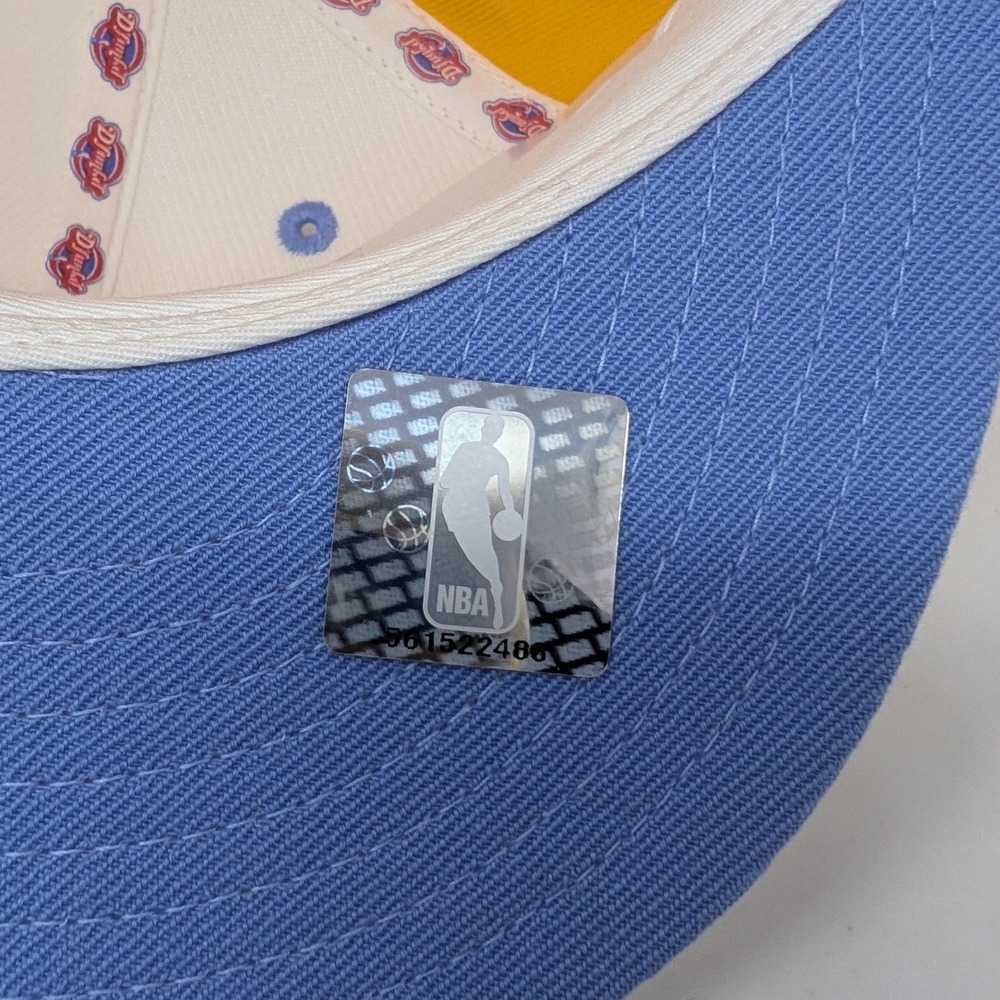 Reebok NWT MPLS Lakers D'Funkd Fitted Hat 7 3/8 Wool White Yellow Blue Flat Brim - Picture 12 of 13